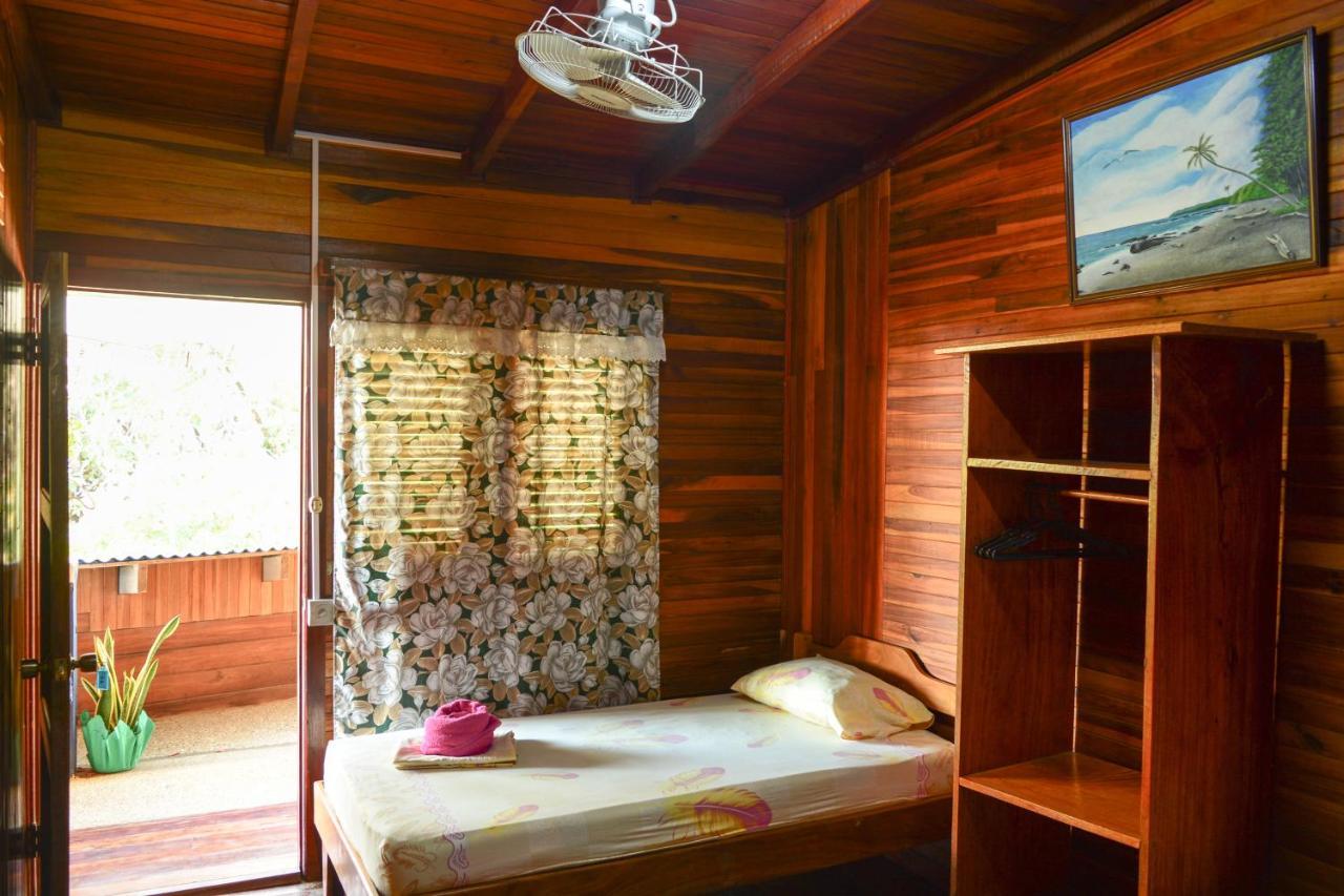 Hotel La Cascada Puntarenas Buitenkant foto