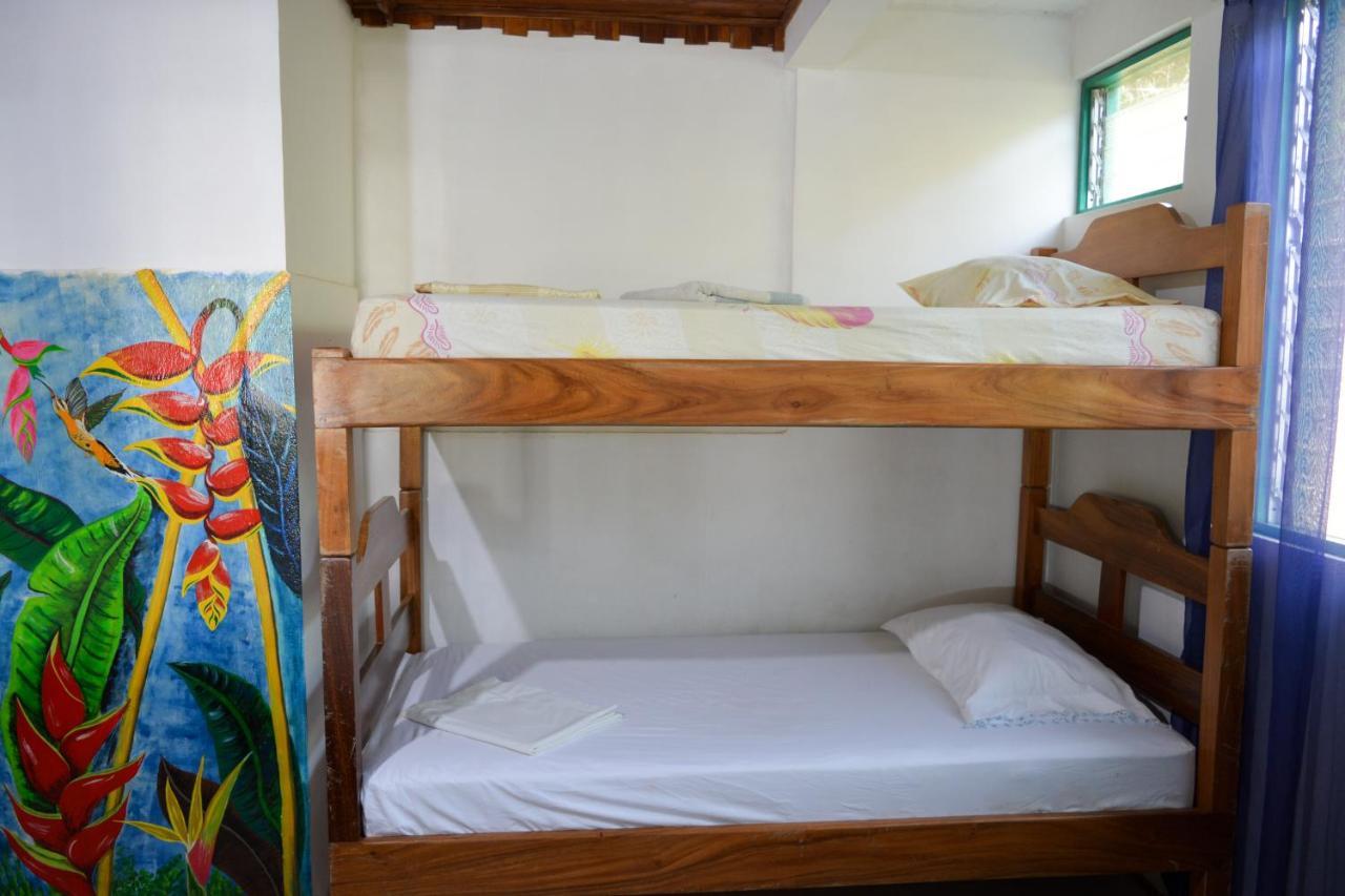 Hotel La Cascada Puntarenas Buitenkant foto