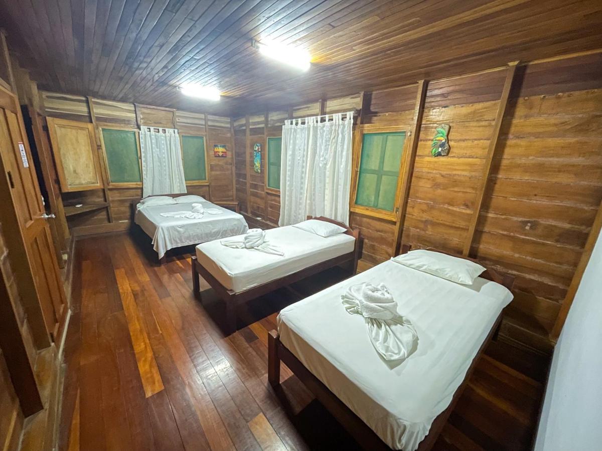 Hotel La Cascada Puntarenas Buitenkant foto
