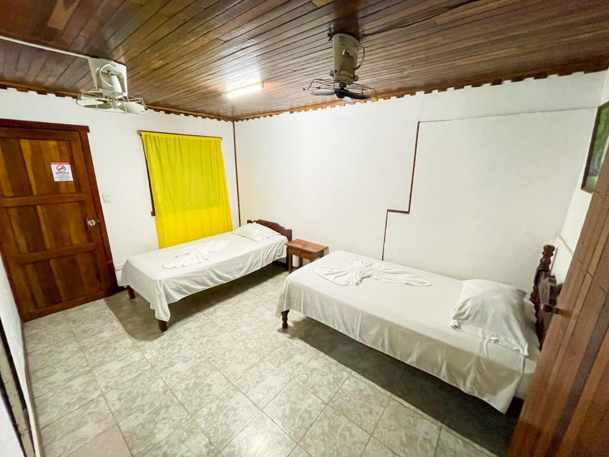Hotel La Cascada Puntarenas Buitenkant foto
