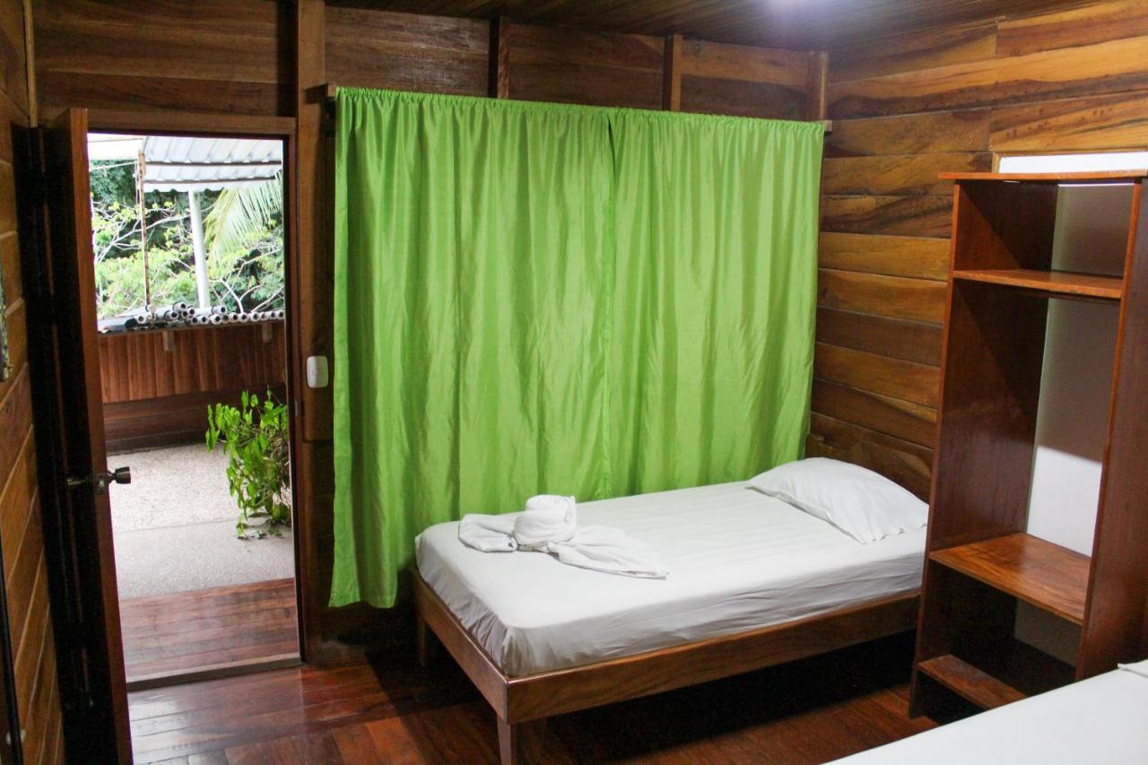 Hotel La Cascada Puntarenas Buitenkant foto