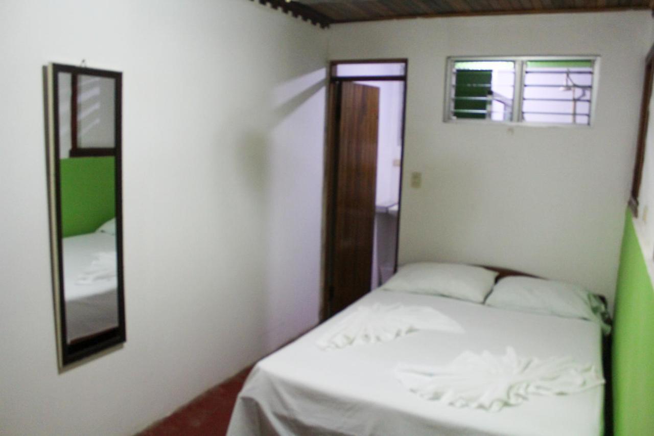 Hotel La Cascada Puntarenas Buitenkant foto